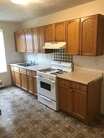 2nd image of 268 Washington Ave APT 4