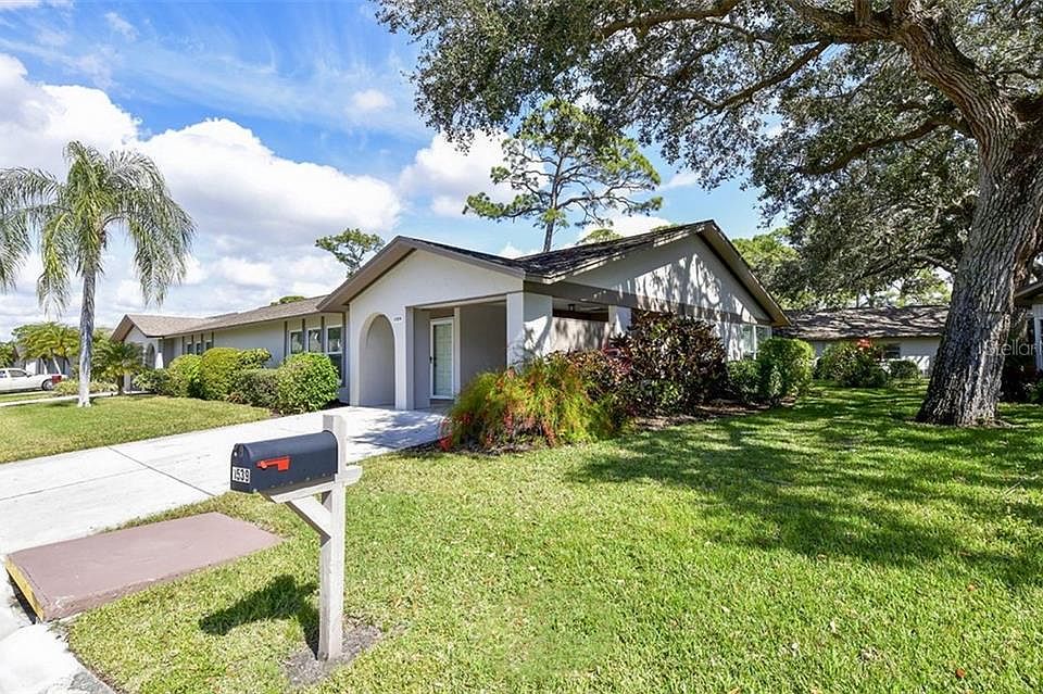 1st image of 1539 Stewart Dr #112