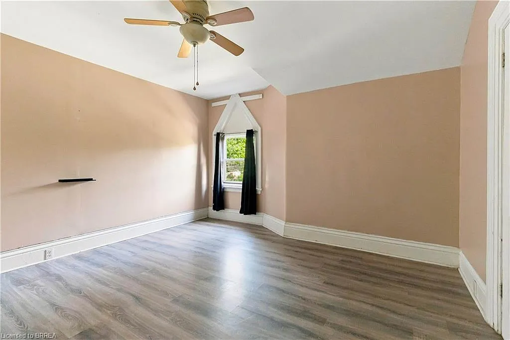 2 bed, 1.0 bath, 655 sqft, $1,700 — Photo 4