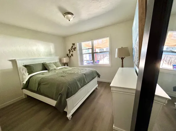 4431 Gresham St, San Diego, CA 92109