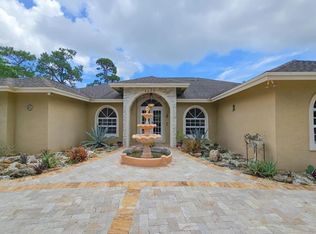 1136 Palmetto Rd, Haverhill, FL 33417