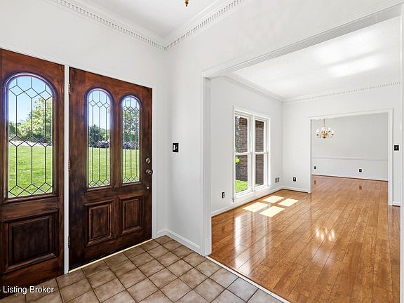 4th image of 1507 Colonial Ct