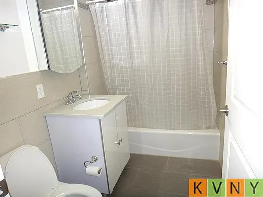 Rented by KVNY Soho | media 56