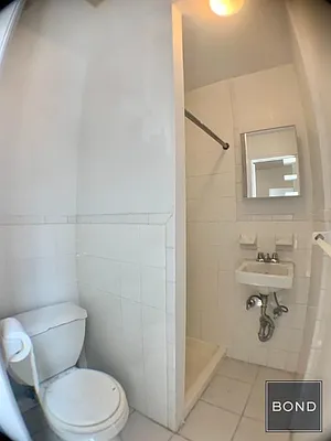 Rented by Bond New York | media 12