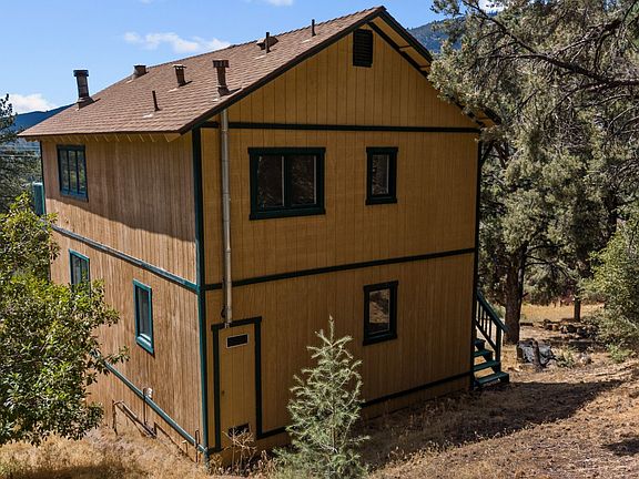 4th image of 2304 Woodland Dr