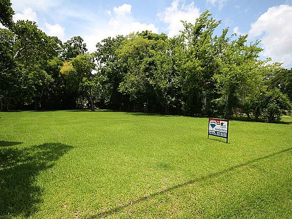 5th image of 2304 Avenue C