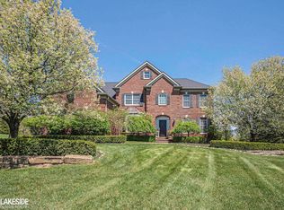 1786 Bristol Dr, Milford, MI