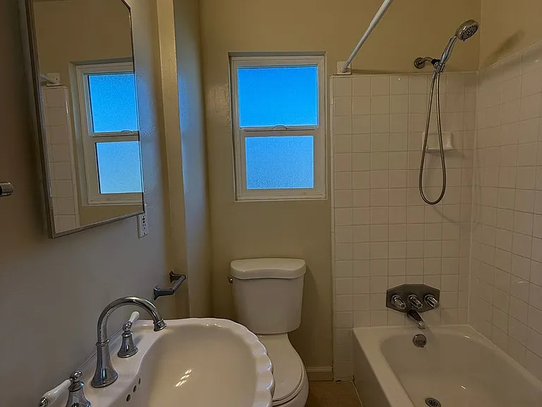 10513 Venita St — Photo 12