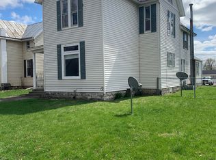 2018 State St #B, Quincy, IL 62301