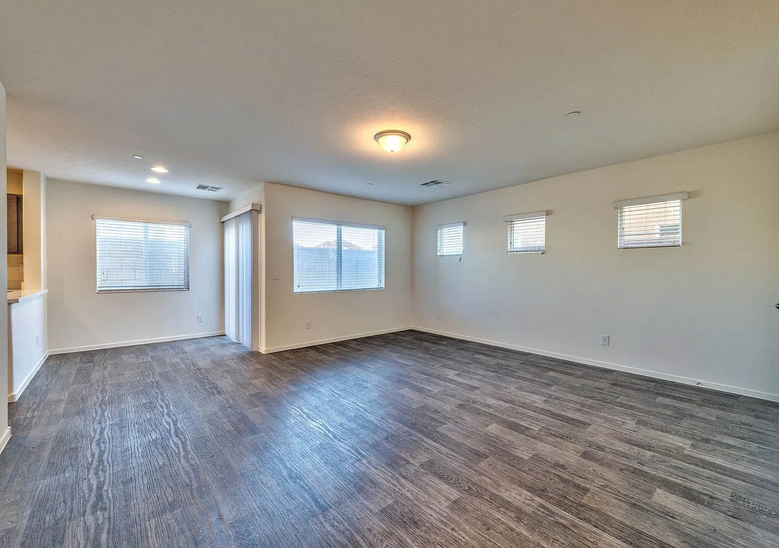 4134 San Cuervo Way, Las Vegas, Nevada 89115 — Photo 4