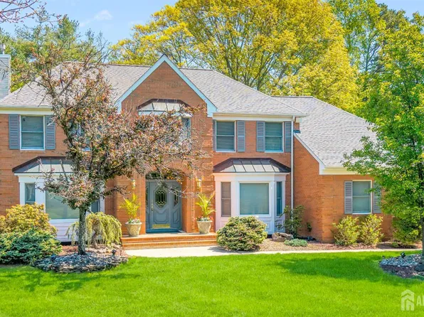 7 Seaman Rd, Freehold, NJ 07728