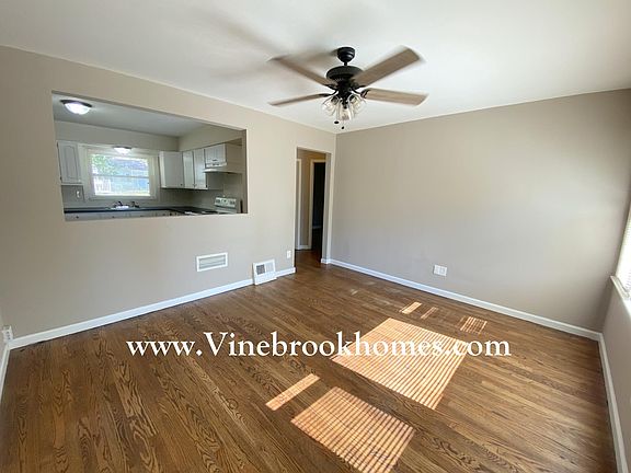 5th image of 140 Elmdale Ct