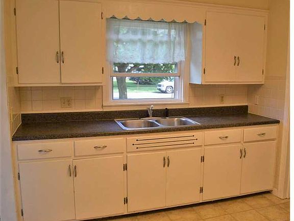 4th image of 138 Oehman Blvd