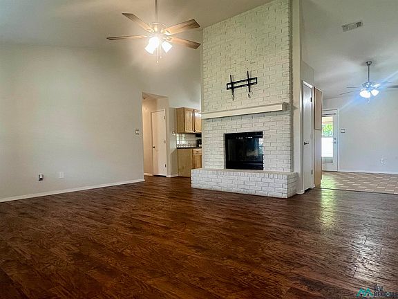 2nd image of 1705 Imperial Ct