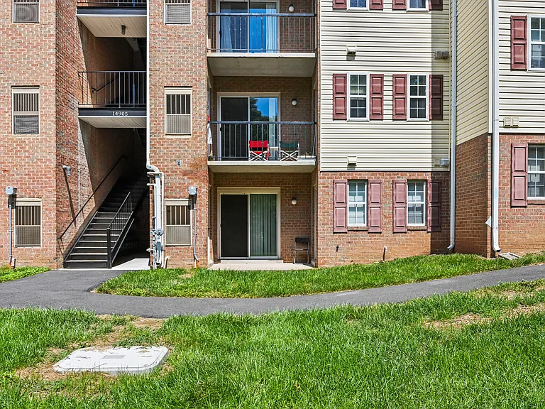 14905 Rydell Rd #202 — Photo 22