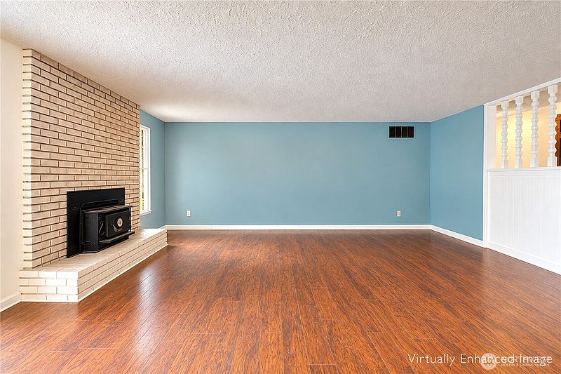 5th image of 14405 NE 245th Street
