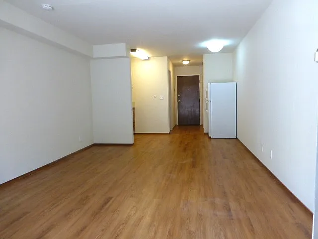 410 Bellevue — Photo 14
