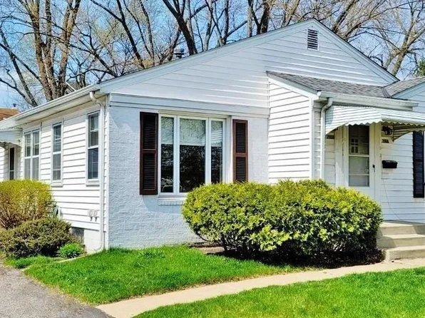 2906 Texas Ave S, Saint Louis Park, MN 55426