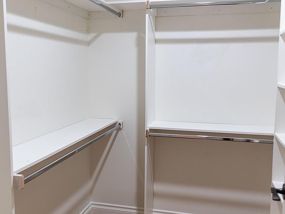 Walk in Closets