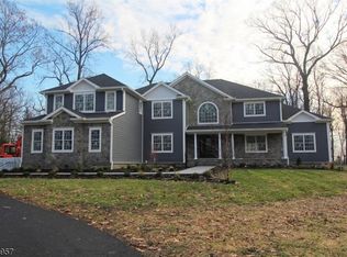 5 Buddy Ln, Morristown, NJ 07960