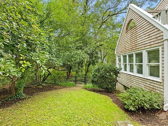 4th image of 74 Arboretum Rd
