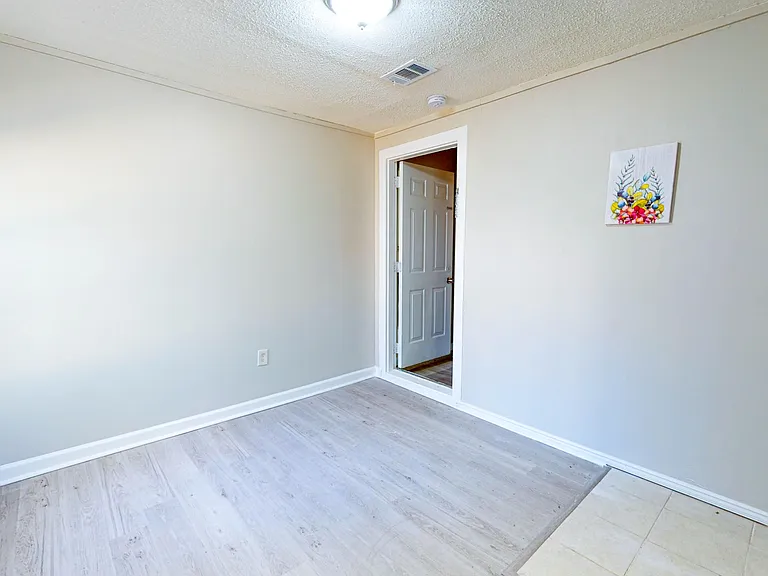 6189 Charring Cross Ct — Photo 11