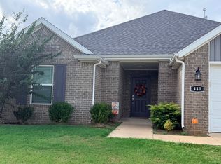 440 Aster St, Centerton, AR 72719