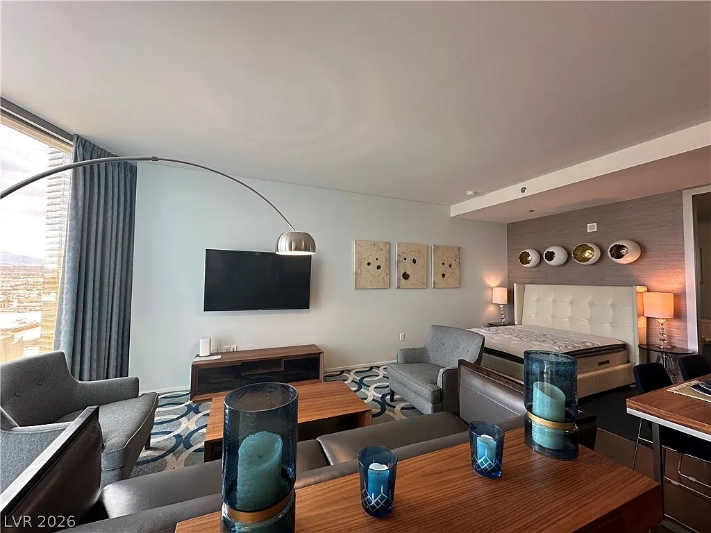 Studio, 1.0 bath, 664 sqft, $2,300 — Photo 3