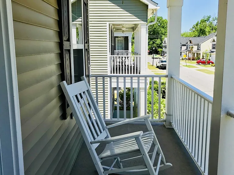 2041 Maybelles Ln — Photo 14