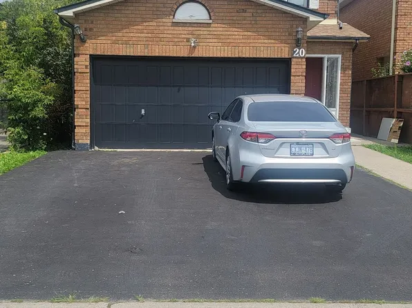 20 Windmill Blvd, Brampton, ON L6Y 3B9