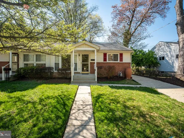 629 W Lynfield Dr, Rockville, MD 20850
