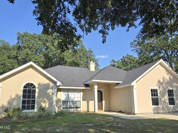 1504 S 7th St, Ocean Springs, MS 39564