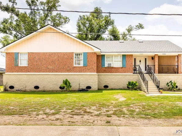 519 Woodside Dr, Houma, LA 70363