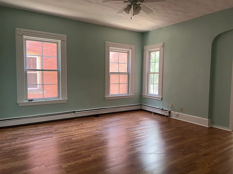 635 Elm St #2 — Photo 5