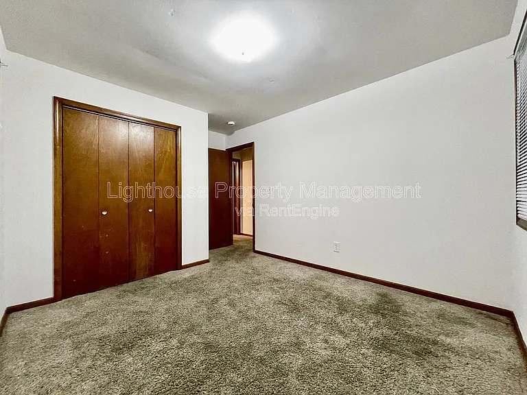 1348 Carriage Hill Dr SE — Photo 11