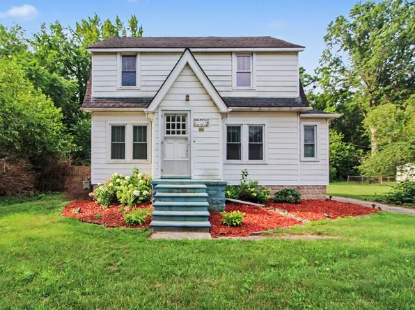 35229 Atlas St, Romulus, MI 48174