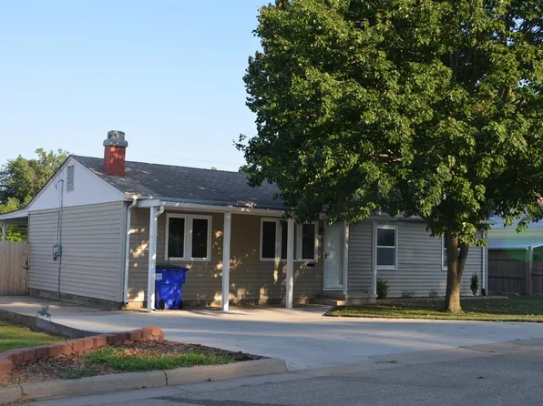 609 Sheridan Dr, Junction City, KS 66441