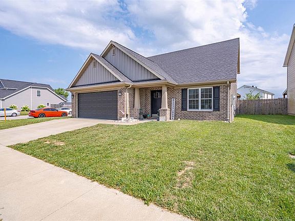 3rd image of 2261 Palomino Pl