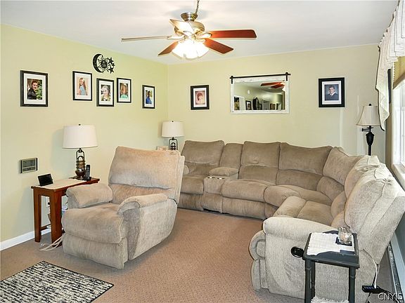 3rd image of 6665 Sanger Hill Rd