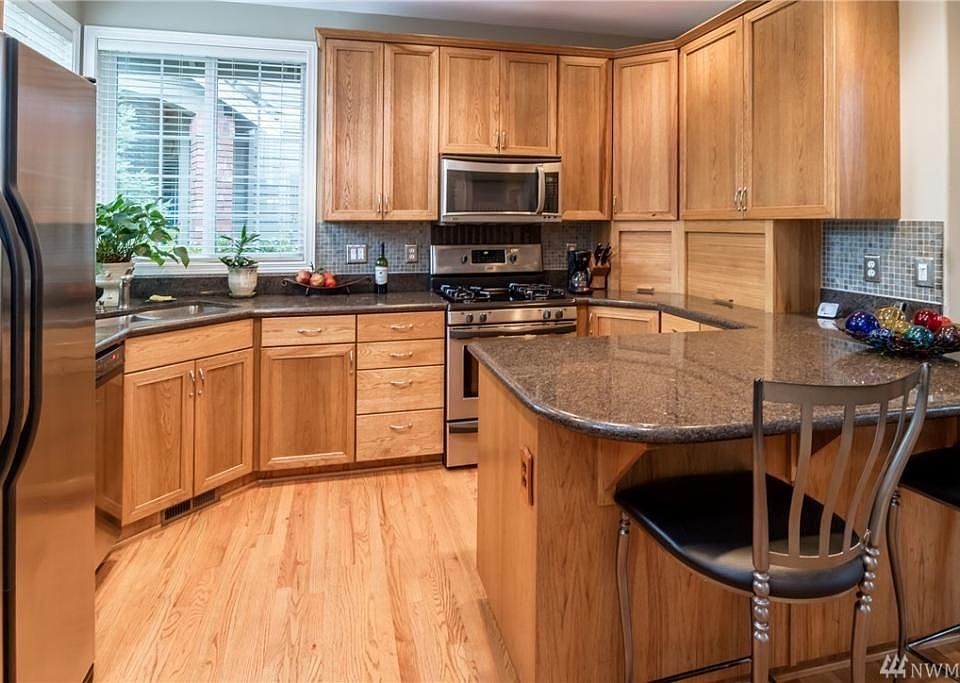 2nd image of 1451 Honokahua St
