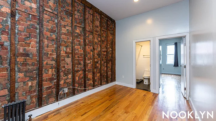 Rented by Nooklyn NYC LLC | media 19