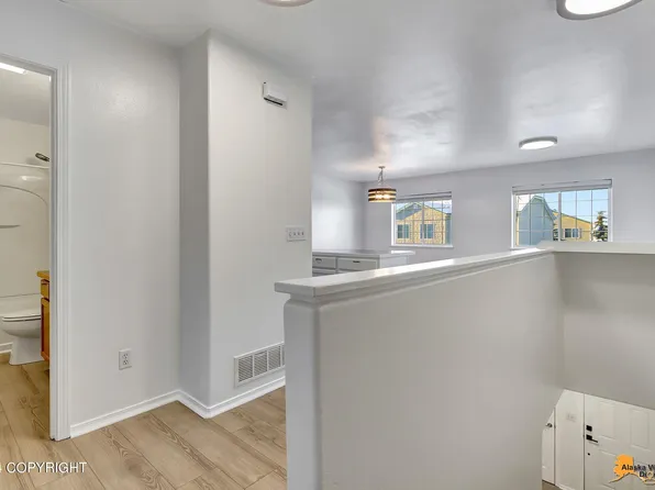 1939 Bragaw Square Pl #12, Anchorage, AK 99508