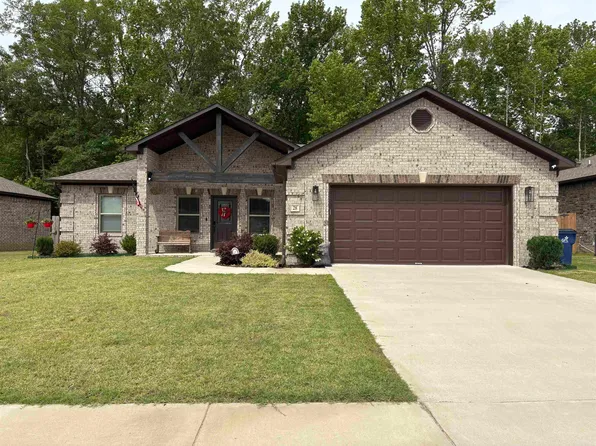 28 Arbor Trl, Cabot, AR 72023