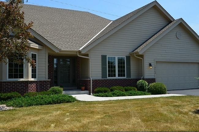 1st image of 10740 N Oxford Ct