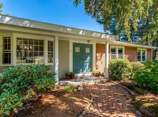 16 Clifford Rd, Southborough, MA 01772