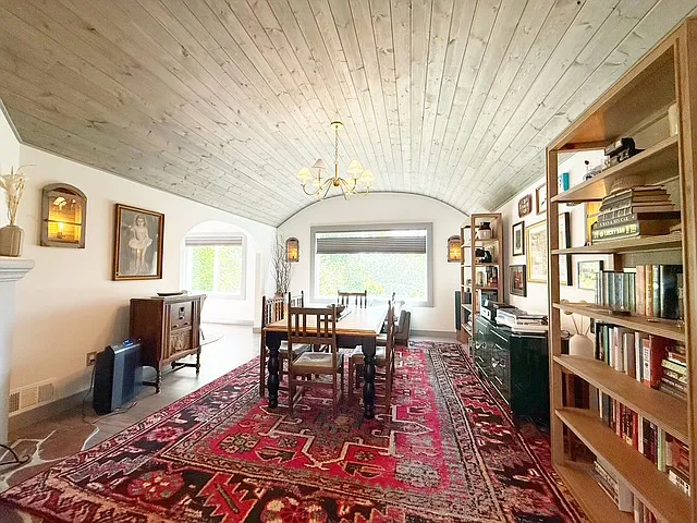 208 S Summit Ave — Photo 8