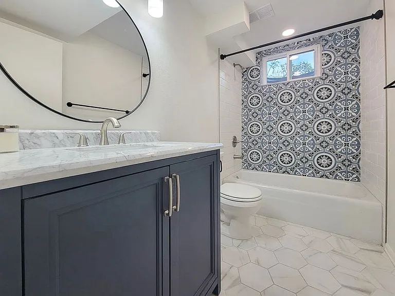 1421 Kendall Dr — Photo 16