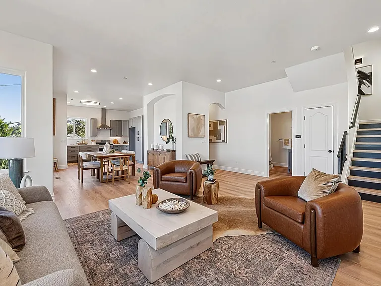 314 Golden Gate Ave — Photo 12