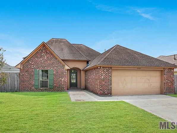 41497 Hearthstone Ave, Prairieville, LA 70769