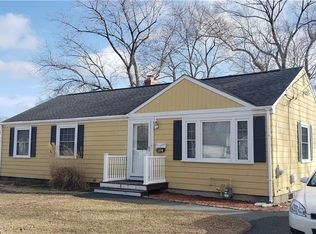 124 Liverpool St, Warwick, RI 02886